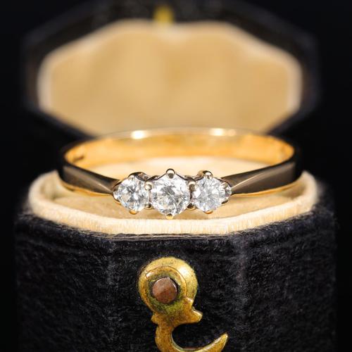 The Vintage Three Brilliant Cut Diamond Dazzling Ring (1 of 9)