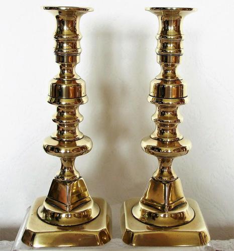Pair of Antique English Victorian Brass Candlesticks (1 of 2) Pair of Antique English Victorian Brass Candlesticks (1 of 2)