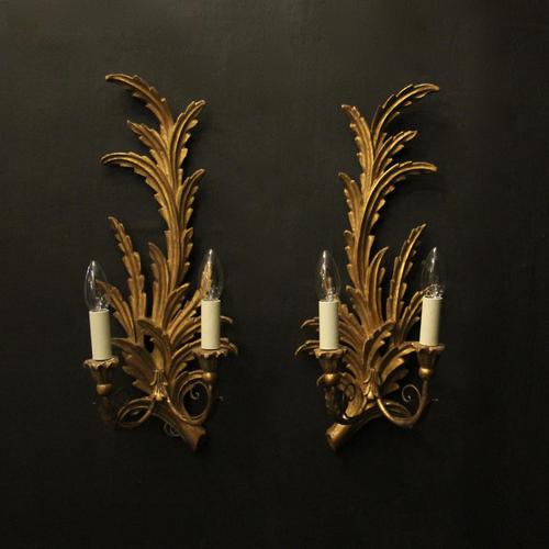 Florentine Pair of Giltwood Leaf Wall Lights (1 of 10) Florentine Pair of Giltwood Leaf Wall Lights (1 of 10)