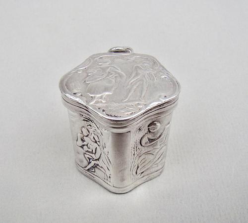 18th Century Dutch Silver Peppermint Box c.1780 (1 of 8) 18th Century Dutch Silver Peppermint Box c.1780 (1 of 8)