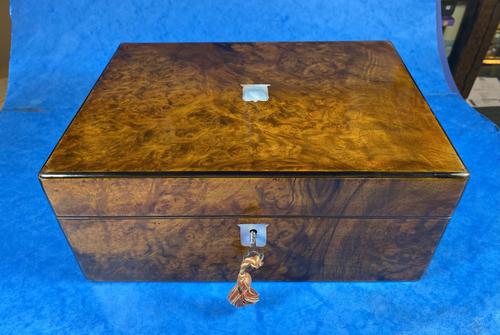 Victorian Jewellery Box in Burr Walnut (1 of 12)