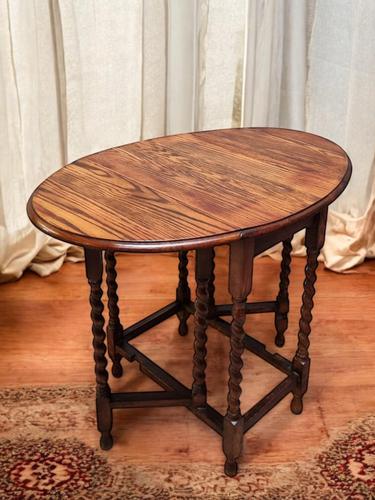 Antique English Drop Leaf Table / Barley Twist 1890s-1900s