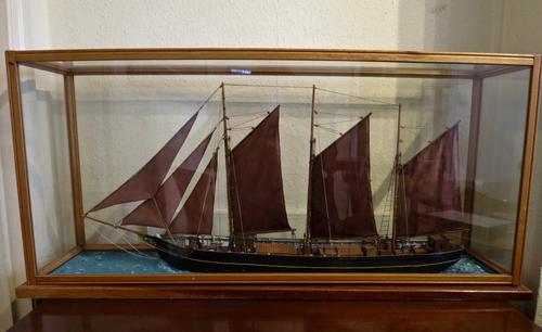 Cased Ships Model: 3-Masted Schooner (1 of 5)