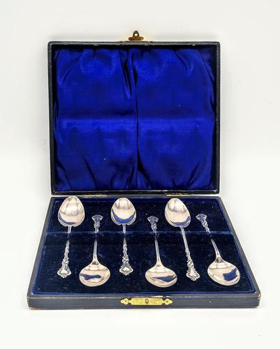 Six Silver Teaspoons (1 of 11) Six Silver Teaspoons (1 of 11)