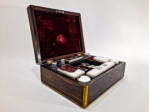 Coromandel Fitted Dressing Box (1 of 7) Coromandel Fitted Dressing Box (1 of 7)