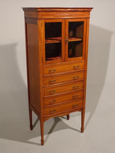 A Good Quality Edwardian Mahogany Music Cabinet (1 of 6)