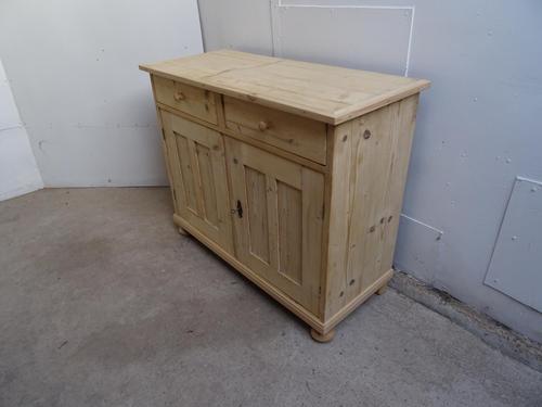 Victorian Antique Pine 2 Door 2 Panel Dresser Base / TV Stand (1 of 9) Victorian Antique Pine 2 Door 2 Panel Dresser Base / TV Stand (1 of 9)