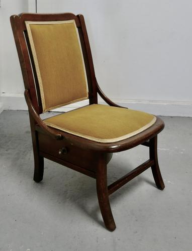 Charming Little Chair with Knitting Wool Drawer (1 of 7) Charming Little Chair with Knitting Wool Drawer (1 of 7)