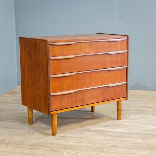 Teak Veneer Chest of Drawers (1 of 10) Teak Veneer Chest of Drawers (1 of 10)