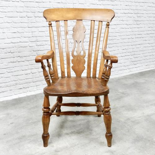 Large Windsor Lyreback Armchair (1 of 7) Large Windsor Lyreback Armchair (1 of 7)