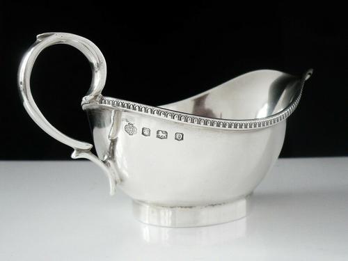 Bachelor Silver Gravy Sauce Boat, William Hutton & Sons Ltd, Birmingham 1938 (1 of 7) Bachelor Silver Gravy Sauce Boat, William Hutton & Sons Ltd, Birmingham 1938 (1 of 7)