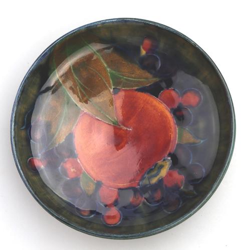 A Good William Moorcroft Pottery Pomegranate Dish C.1913-15 (1 of 6) A Good William Moorcroft Pottery Pomegranate Dish C.1913-15 (1 of 6)