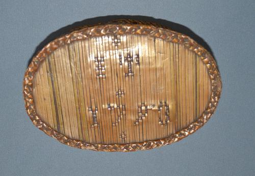 Late C18th French straw-work oval snuff-box (1 of 5)