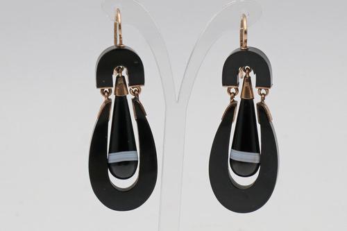 Victorian Mourning Earrings in Agate & Onyx (1 of 1) Victorian Mourning Earrings in Agate & Onyx (1 of 1)