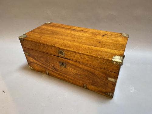 Camphor Campaign Travel Chest (1 of 9)