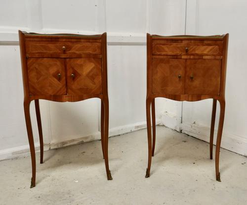 Pair of French Satin Walnut Bedside Cabinets (1 of 6)