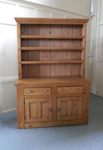 One Piece Victorian Rustic Farmhouse Kitchen Pine Dresser (1 of 1)