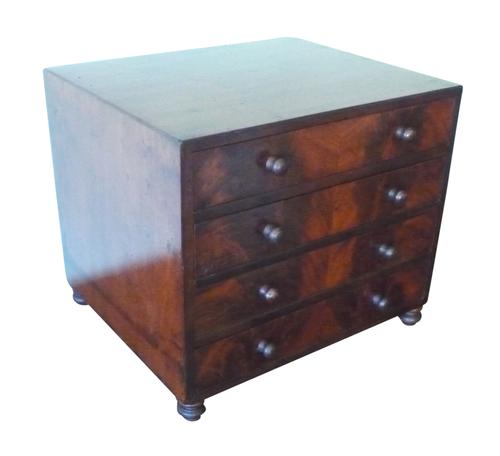 Georgian Mahogany Miniature Chest c.1820 (1 of 1) Georgian Mahogany Miniature Chest c.1820 (1 of 1)