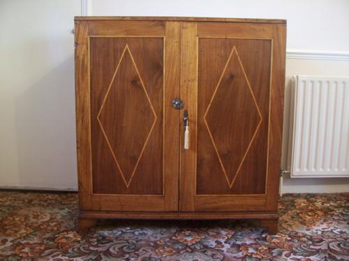 Georgian Mahogany Linen Press Cupboard c.1800 (1 of 1)