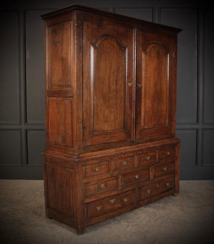 18th Century Oak Housekeepers Cupboard (1 of 14) 18th Century Oak Housekeepers Cupboard (1 of 14)