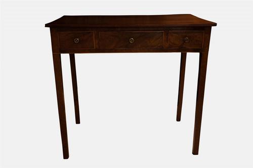 Georgian Mahogany & Boxwood Banded Table (1 of 5) Georgian Mahogany & Boxwood Banded Table (1 of 5)