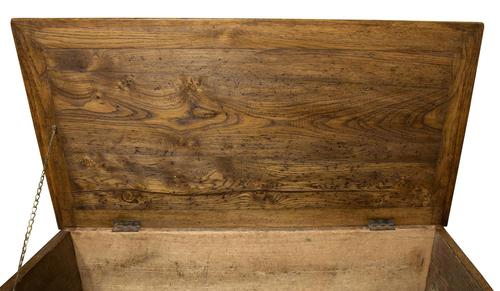 Unusual Oak Trunk c.1880 (1 of 7) Unusual Oak Trunk c.1880 (1 of 7)