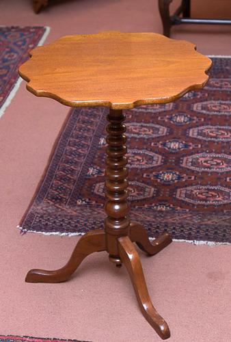 Tripod Table (1 of 1) Tripod Table (1 of 1)