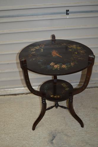 19th Century Painted Occasional Table / Lamp Table / Centre Table Cherubs (1 of 1) 19th Century Painted Occasional Table / Lamp Table / Centre Table Cherubs (1 of 1)