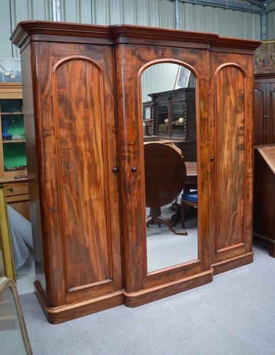 Large Victorian Mahogany Breakfront Wardrobe Compactum Triple Wardrobe c.1870 (1 of 1)