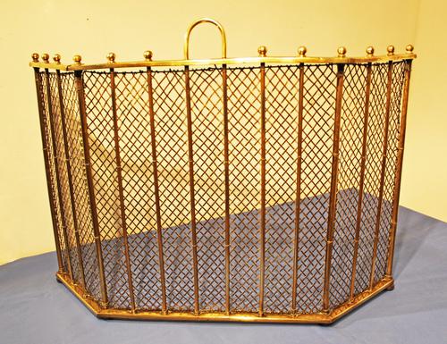 Small Victorian Brass Spark Guard / Nursery Fender (1 of 1) Small Victorian Brass Spark Guard / Nursery Fender (1 of 1)