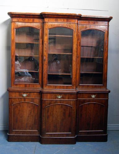 Stunning Victorian 3 Door Mahogany Bookcase (1 of 1)