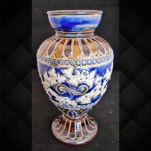 Doulton Lambeth Vase (1 of 5) Doulton Lambeth Vase (1 of 5)