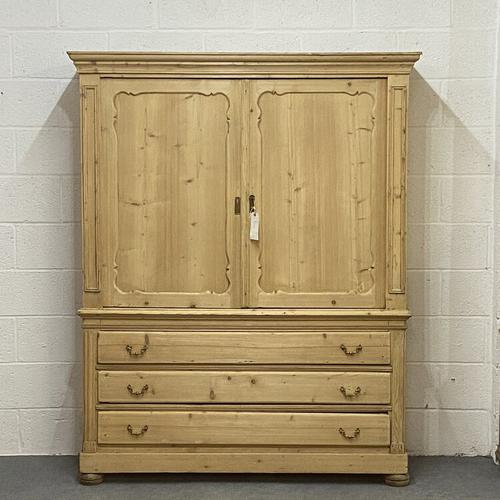 Large Old Dutch Pine Linen Press with Drawers (1 of 10)