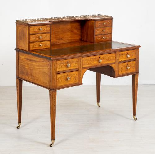 Satinwood Sheraton Design Carlton House Type Desk (1 of 15) Satinwood Sheraton Design Carlton House Type Desk (1 of 15)