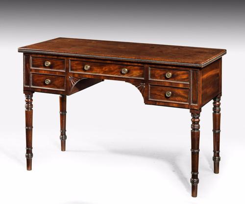 Early 19th Century Mahogany Writing Table (1 of 1) Early 19th Century Mahogany Writing Table (1 of 1)