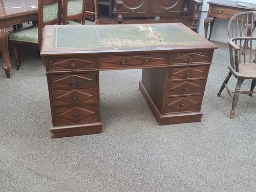 Edwardian Oak Desk (1 of 5)