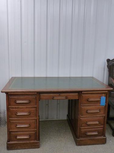 Vintage Oak Desk c.1940 (1 of 1)