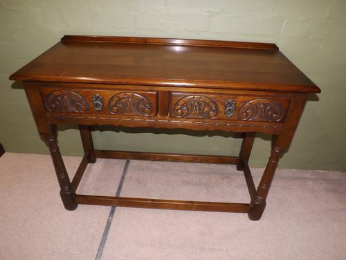 Old Charm Side Table (1 of 7) Old Charm Side Table (1 of 7)