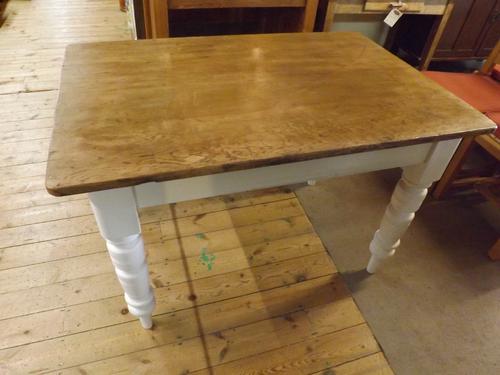 Victorian Pine Table (1 of 1) Victorian Pine Table (1 of 1)