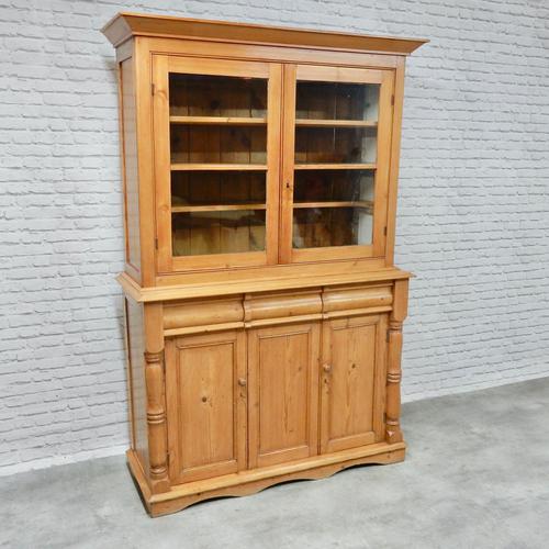 West Country Pine Dresser (1 of 6) West Country Pine Dresser (1 of 6)