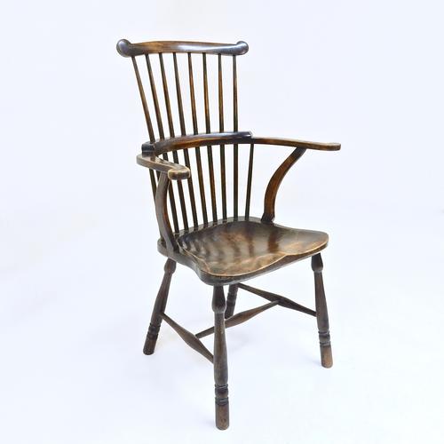 Windsor Comb Back Armchair (1 of 1) Windsor Comb Back Armchair (1 of 1)