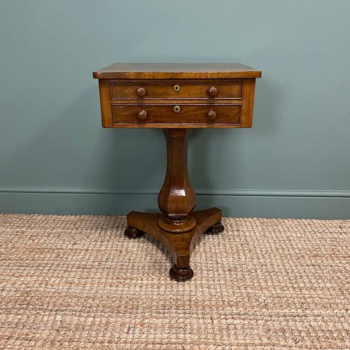 Elegant Victorian Mahogany Antique Occasional Side / Lamp Table (1 of 7)