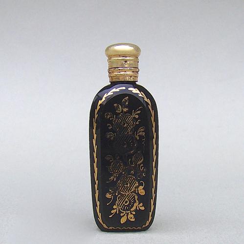 Miniature 19th Century French Silver Gilt & Black Opaline Gilt Glass Scent Bottle c.1890 (1 of 7)