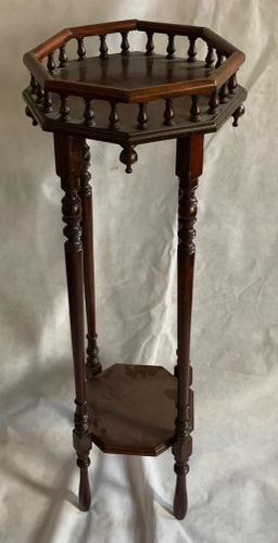 Tall Mahogany Style Plant or Statue Stand (1 of 4) Tall Mahogany Style Plant or Statue Stand (1 of 4)