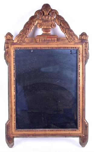 Early 19th Century Carved Giltwood Wall Mirror (1 of 1)