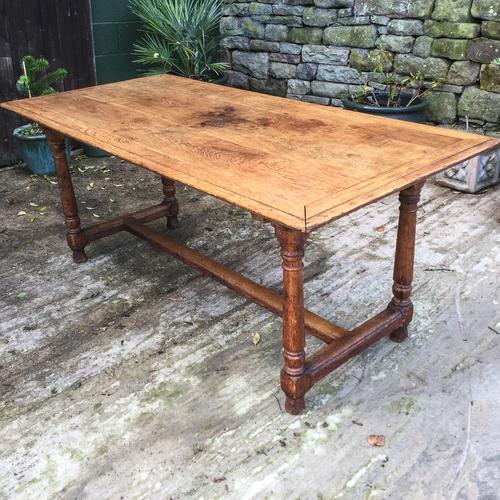 Arts & Crafts Oak Dining Table c.1890 (1 of 1)