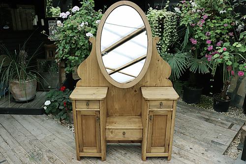 Fabulous Old Pine Adjustable Mirrored Dressing Table - We Deliver! (1 of 9) Fabulous Old Pine Adjustable Mirrored Dressing Table - We Deliver! (1 of 9)
