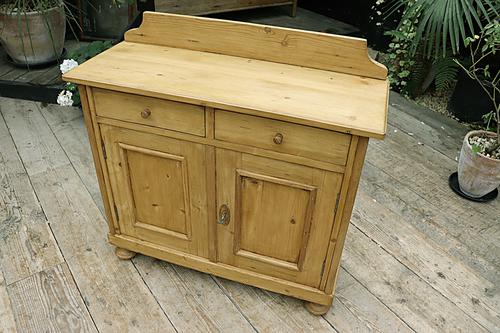 Small! Old Pine Dresser Base / Sideboard / Cupboard / Cabinet / TV Stand - We Deliver! (1 of 8)