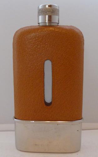 1950s Silver Plated Leather Pig Skin Bound Glass Hip Flask Mint & Boxed (1 of 1) 1950s Silver Plated Leather Pig Skin Bound Glass Hip Flask Mint & Boxed (1 of 1)