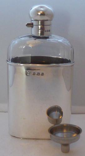 Rare Mappin & Webb Solid 1907 Hallmarked Silver & Facet Glass Hip Flask (1 of 1)